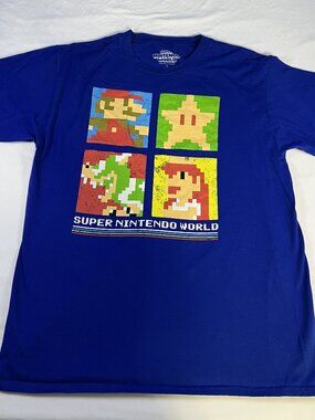 Super Nintendo World Women’s T-Shirt Size Large